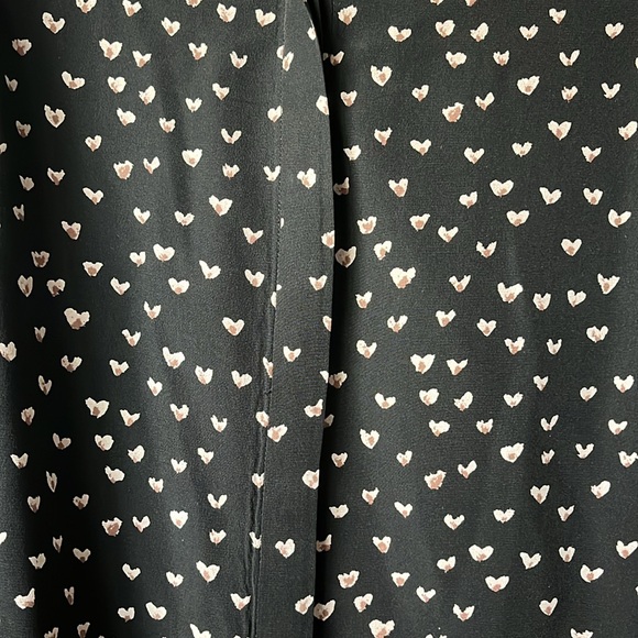 Joie Purine Print 100% Silk Black V Neck Button Down Blouse L - Picture 5 of 10